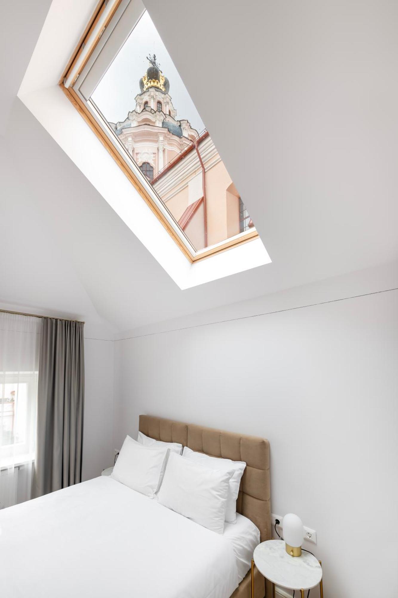 Grand Crown Aparthotel Vilnius Ngoại thất bức ảnh