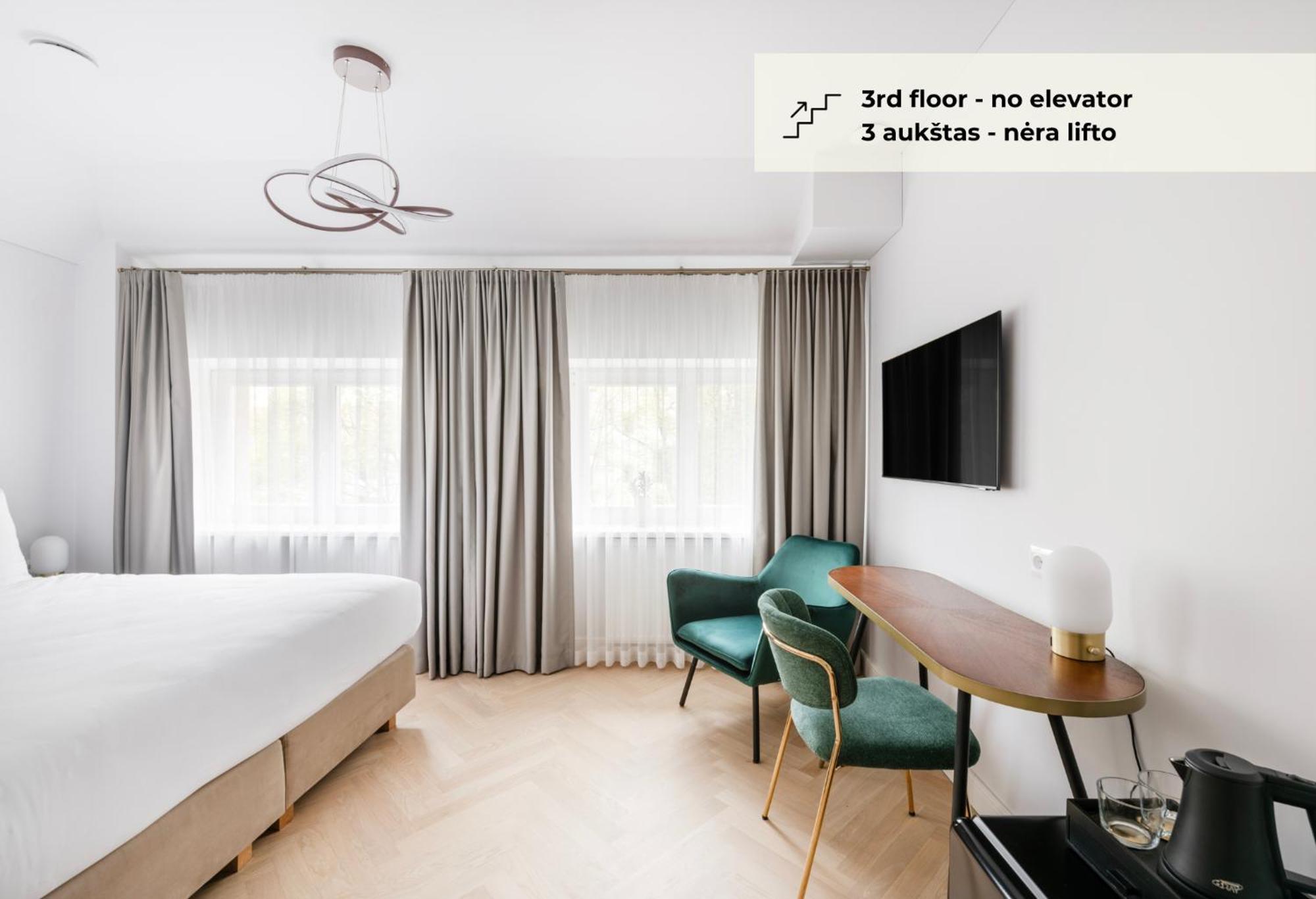 Grand Crown Aparthotel Vilnius Ngoại thất bức ảnh